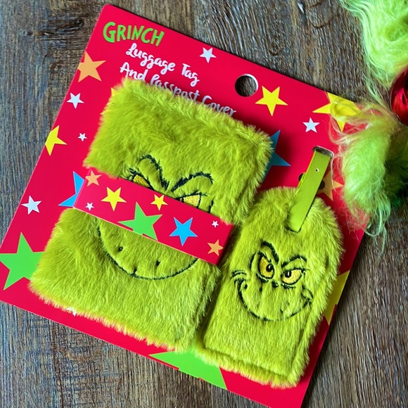 Grinch Luggage Tag & Passport Cover - Picture 8 of 8
